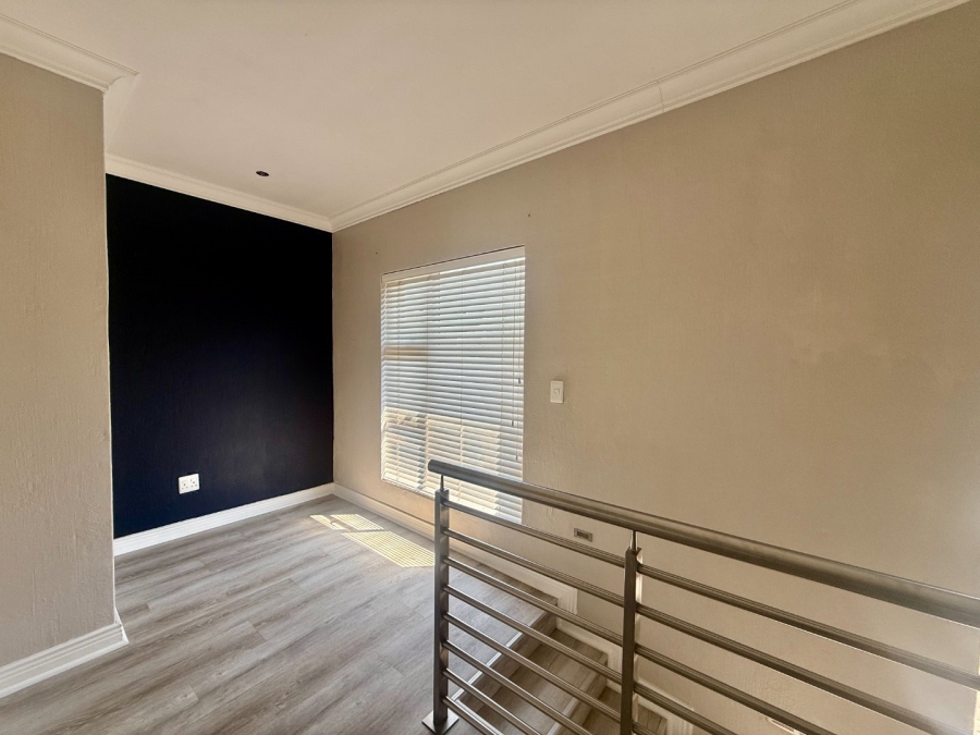 To Let 3 Bedroom Property for Rent in Caribbean Beach Club North West